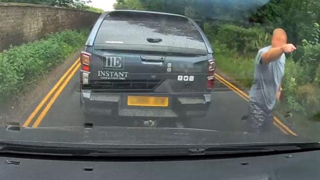Road rage attack investigated near Tatton Park — Macclesfield news photo